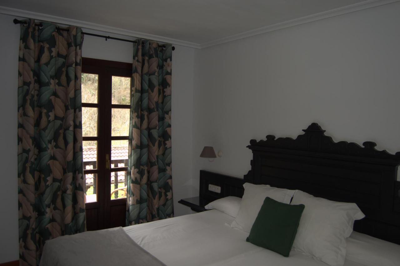 Hotel El Jisu Camaleño Εξωτερικό φωτογραφία