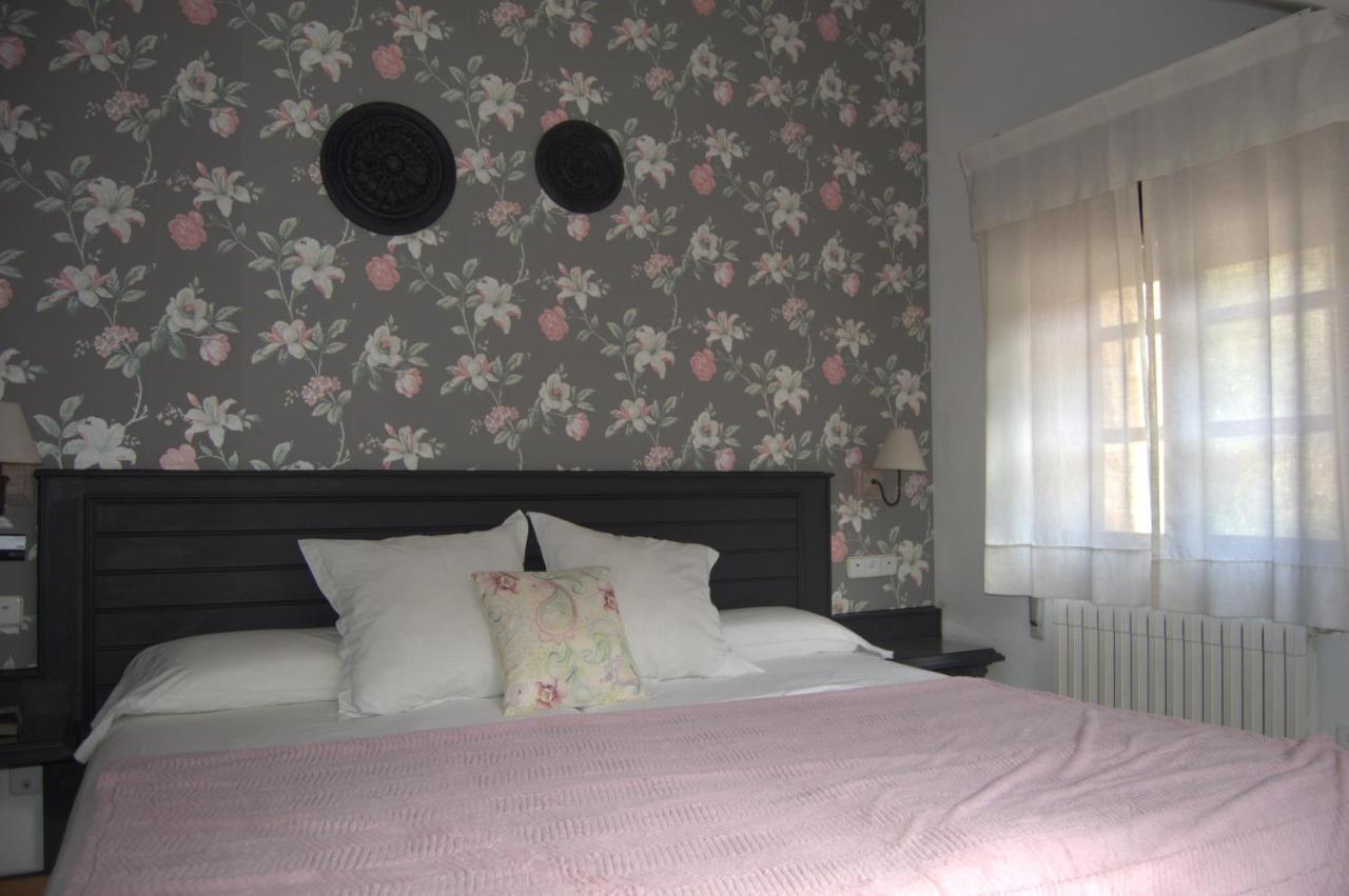 Hotel El Jisu Camaleño Εξωτερικό φωτογραφία