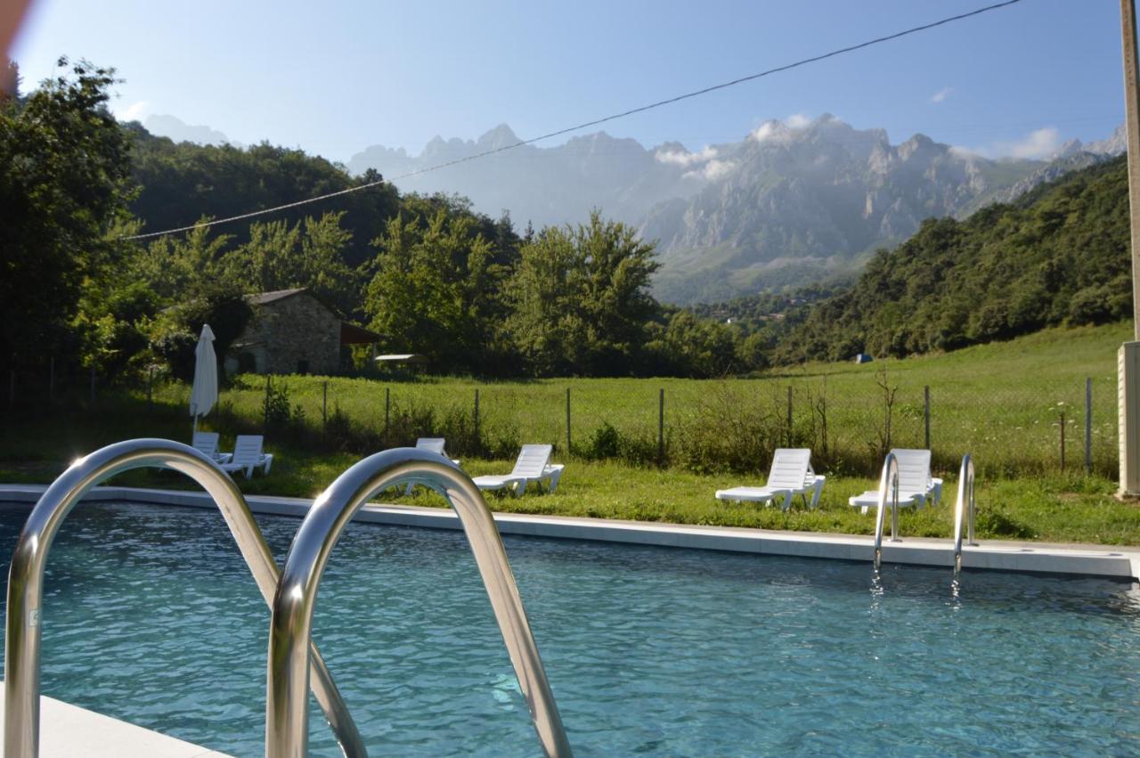 Hotel El Jisu Camaleño Εξωτερικό φωτογραφία
